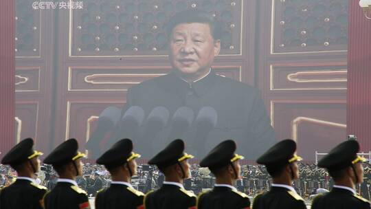 شي: لا أحد يستطيع وقف تطور الصين