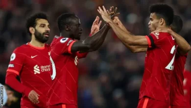 صلاح يقود ليفربول