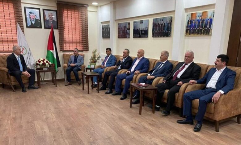 سفير روسيا يزور الخليل لدى السلطة الفلسطينية