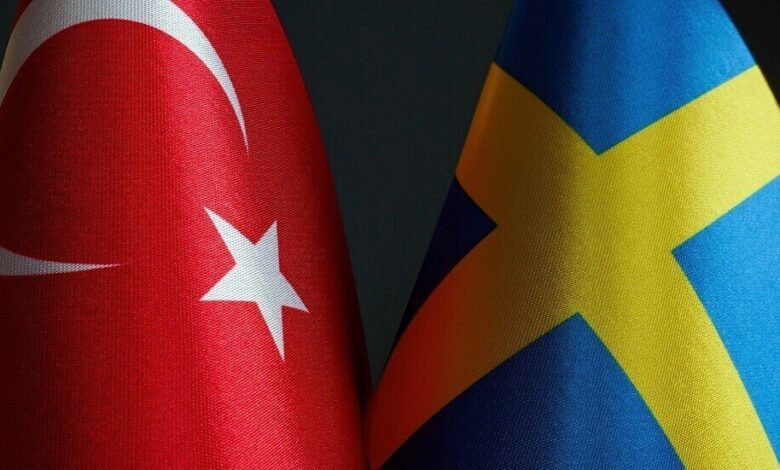 بين تركيا والسويد