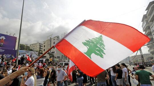 لبنان.. دراسة إحصائية تكشف حجم أموال المودعين