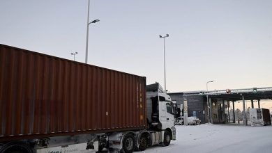 فنلندا تقرر إعادة إغلاق المعابر الحدودية مع روسيا