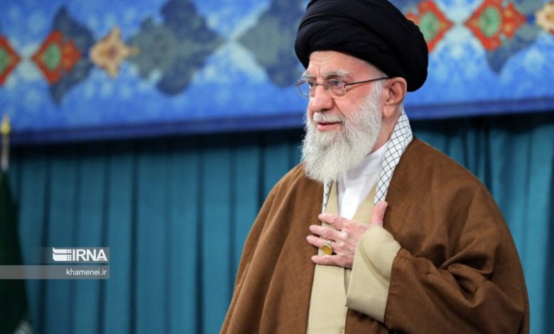 الخامنئي: شعب غزة جعل أمريكا والكيان الصهيوني عاجزين