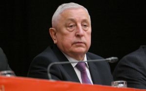 لمحات شخصية عن مرشحي الرئاسة الروسية في الانتخابات الثامنة..
