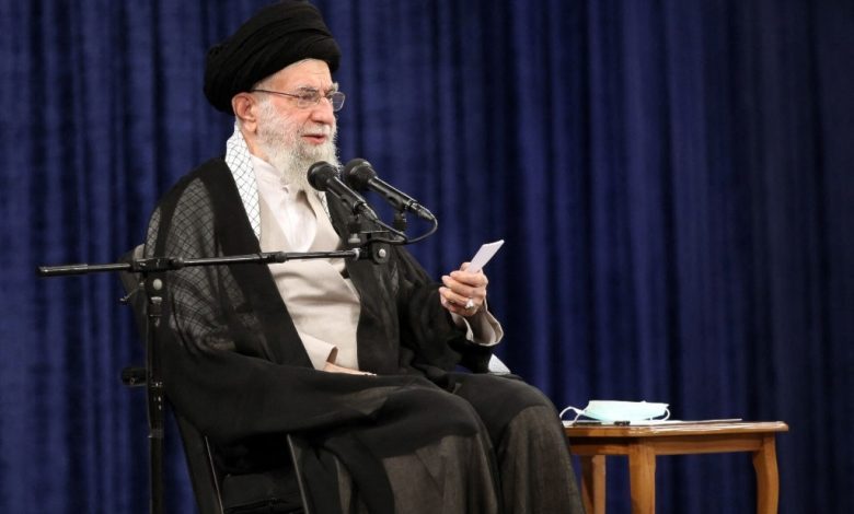السيد الخامنئي:"إسرائيل" ستتلقى صفعة على فعلتها