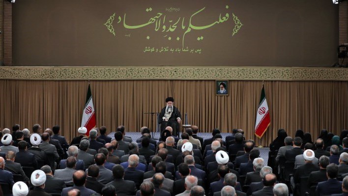 الإمام الخامنئي: قوّة المقاومة تبرز أكثر فأكثر..