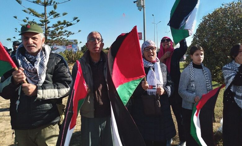 وقفة احتجاج تونسية دفاعاً عن فلسطين واليمن