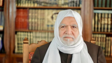 مفتي سورية يدعو السوريين لنبذ الفتن 