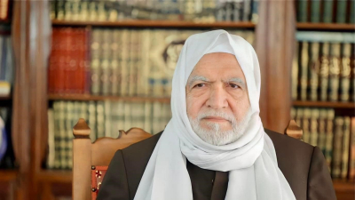 مفتي سورية يدعو السوريين لنبذ الفتن