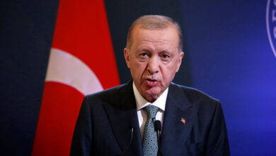 الرئيس أردوغان يشيد برفع العقوبات عن سورية