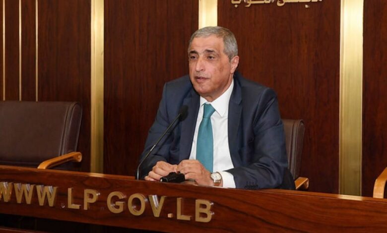 النائب هاشم يدعو الحكومة لإطلاق خطة عاجلة لإعمار الجنوب