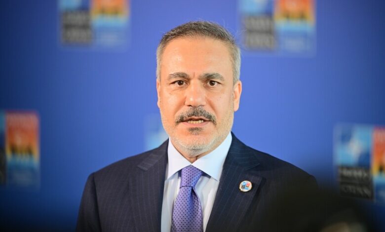 فيدان: رصدنا تحركات في سورية ونحذر من تقسيمها