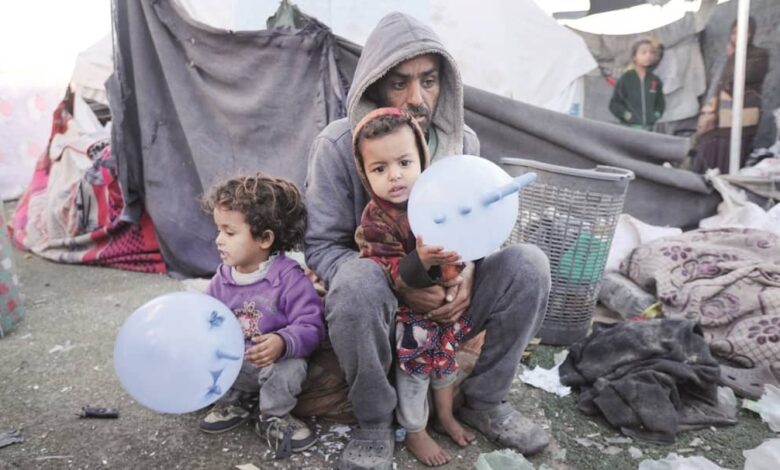 الإعلامي الحكومي: خطر "مقتلة جماعية" يهدد حياة أطفال غزة