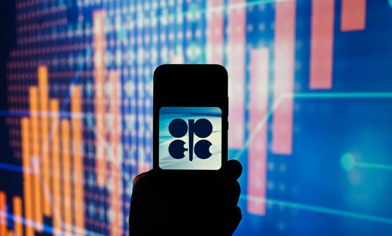 ارتفاع أسعار النفط بدعم من قرار "أوبك+"