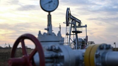 ارتفاع أسعار النفط وسط مؤشرات على انتعاش الطلب