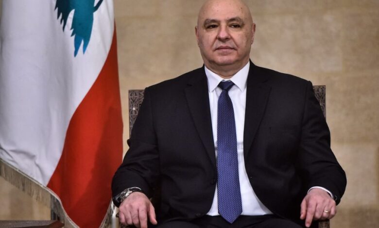 عون يعزي هيكل باستشهاد العسكريين في حي الشراونة