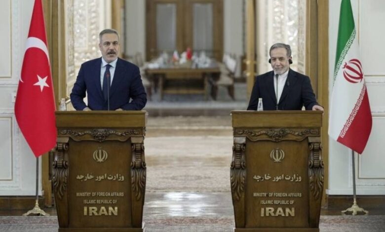 إيران وتركيا تؤكدان إزالة العوائق أمام التجارة