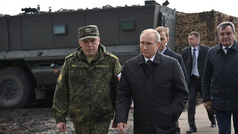 بوتين يشدد على القوة العسكرية كضمان حاسم للسيادة