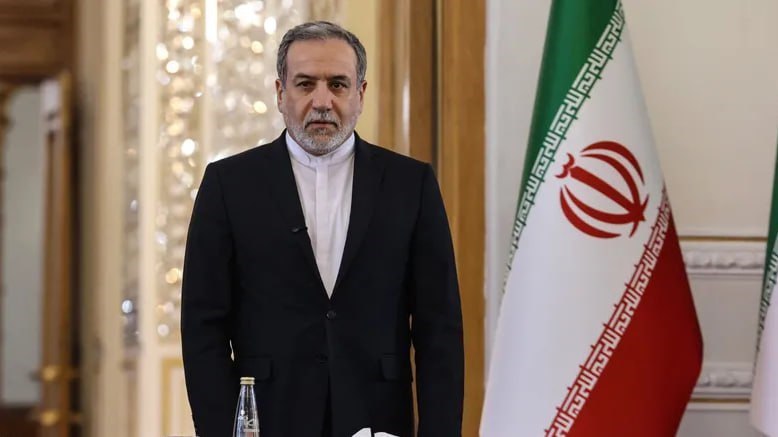 عراقجي رداً على زيلينسكي: نستطيع الدفاع عن أنفسنا