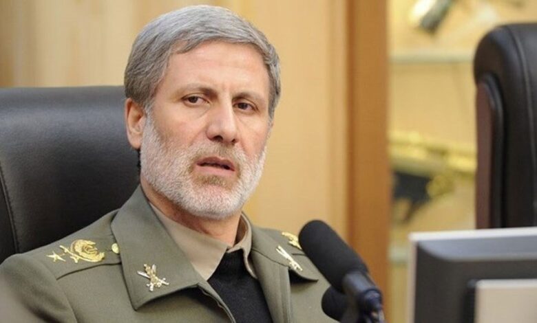 حاتمي: أي خطأ للعدو سيُقابل بردٍّ حاسم