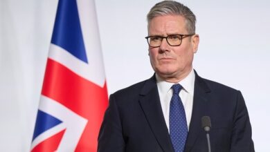 كير ستارمر : لاتراجع عن موقفنا تجاه غرينلاند