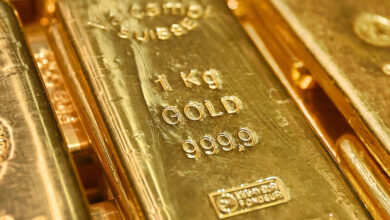 الذهب يرتفع مجدداً بعد موجة هبوط حادة