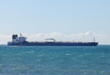 ناقلات النفط العملاقة تحقق مكاسب قياسية