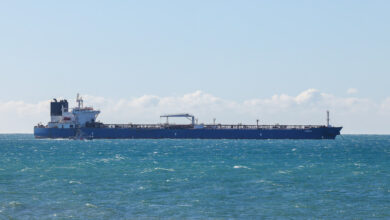 ناقلات النفط العملاقة تحقق مكاسب قياسية