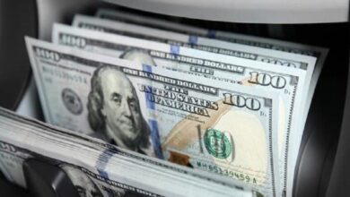 تراجع العملة الأمريكية بعد قرار المحكمة العليا