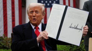 ترامب يرفع التعرفة الجمركية إلى 15%