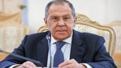 لافروف: الوضع في إيران ينذر بانفجار