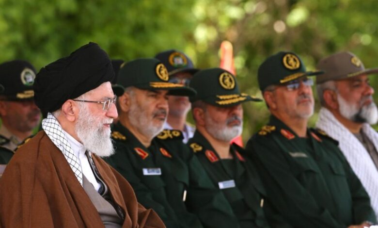 بيان الحرس الثوري في أعقاب استشهاد الإمام الخامنئي (رض)