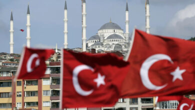 تركيا تتمسك بدورها كوسيط بين أمريكا وإيران