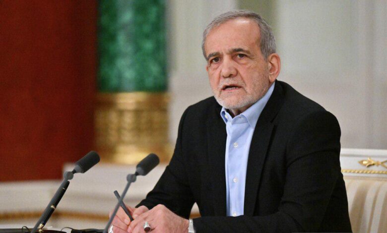 بزشكيان: وهم "محو إيران من الخارطة"