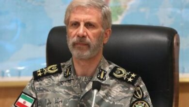 اللواء حاتمي: على العدو أن يركع أمام القوات البحرية