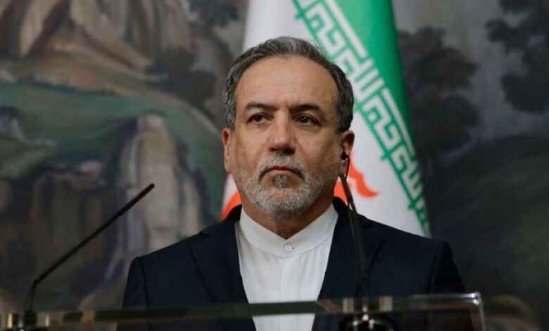 عراقتشي: استهداف هذه المدرسة جريمة حرب