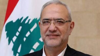 الحاج محمود القماطي مهنئاً بمناسبةعيد الأم وعيد الفطر