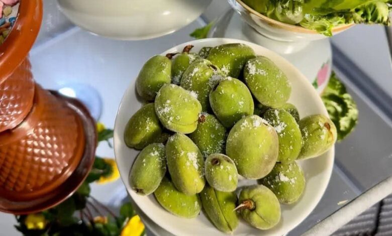 فوائد اللوز الأخضر