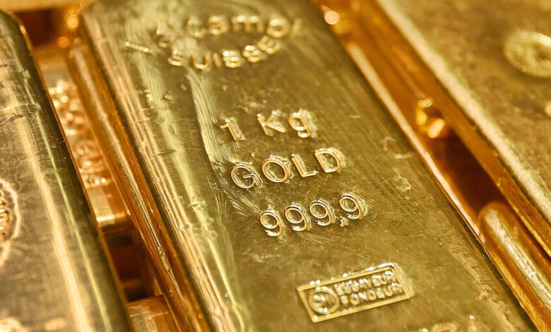 تراجع أسعار الذهب مع ضعف احتمال خفض الفائدة الأمريكية