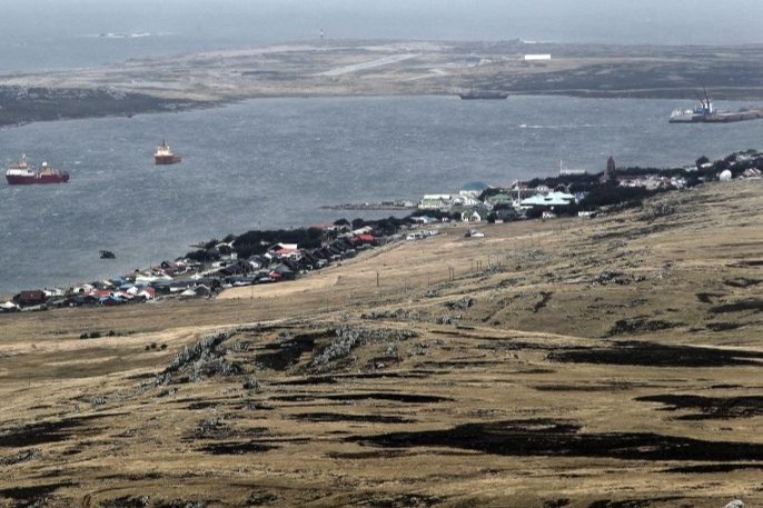 واشنطن تلوّح بورقة فوكلاند في صراع الضغوط