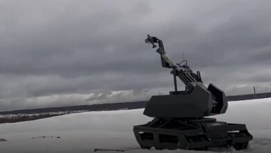 روسيا تختبر روبوتها العسكري المزود بمدفع هاون أوتوماتيكي 