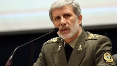 حاتمي: الجيش الإيراني في أعلى جهوزية