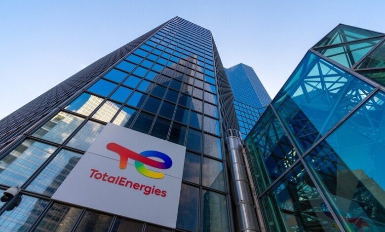 توتال: إغلاق هرمز يهدد الإمدادات الحيوية