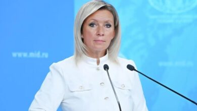 زاخاروفا لماكرون: فرنسا تمول الإرهاب