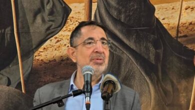 الحاج حسن: المفاوضات المباشرة أدخلت السلطة في مأزق