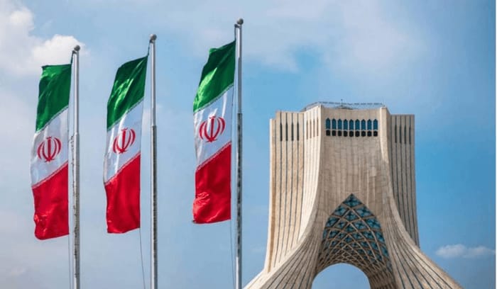 إيران تعيد قواعد المرور في هرمز  