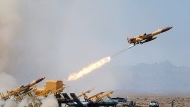 الجيش الإيراني يستهدف مواقع القوات الأمريكية في البحرين 