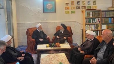 الخطيب التقى في قم المقدسة كبار العلماء