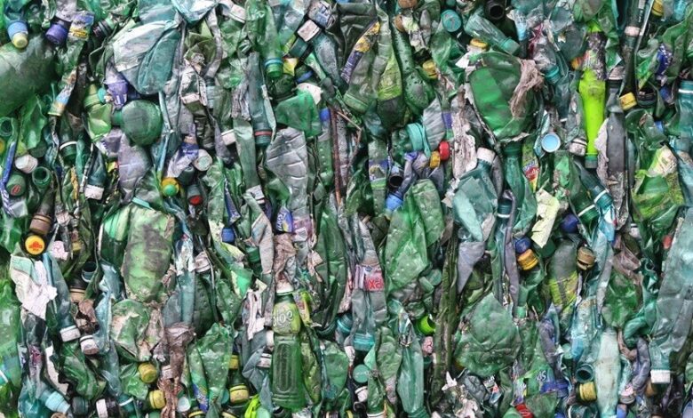 تقنية روسية لتحويل نفايات البلاستيك إلى وقود