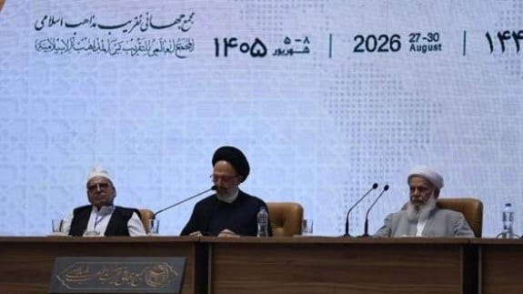 السيد فضل الله من طهران: الوحدة لا تعني التغاضي عن السيادة أو المصالح الوطنية
